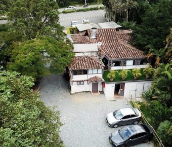 ALTOS DEL POBLADO: Venta de propiedad bien ubicada para desarrollo comercial y/o vivienda de lujo, en plena Av. Las Palmas - Image 6