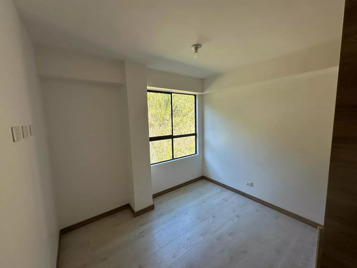 EL RETIRO: apartamento de doble altura con vista al bosque - Image 17