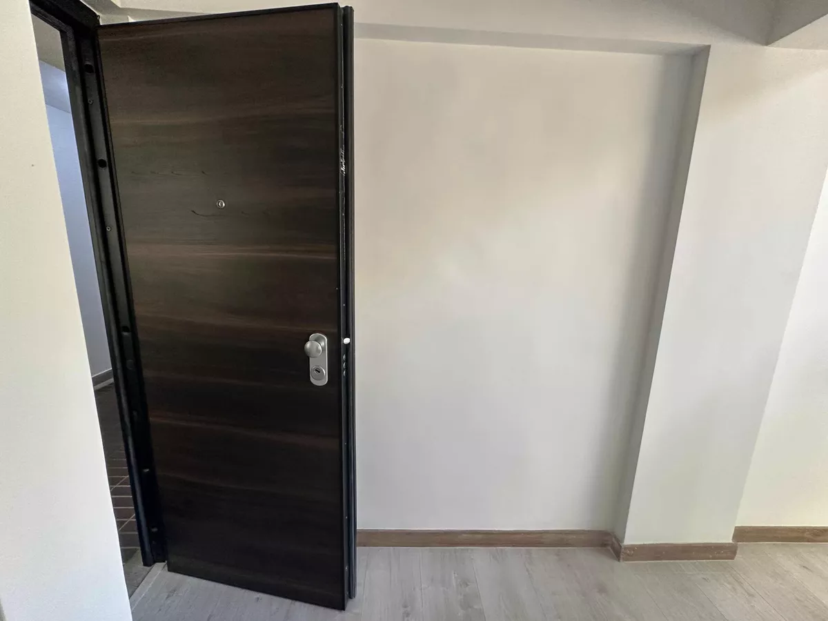 EL RETIRO: apartamento de doble altura con vista al bosque - Image 13