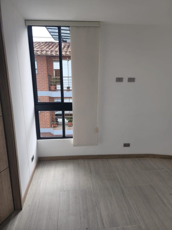 EL RETIRO: amplio apartamento en edificio independiente - Image 22
