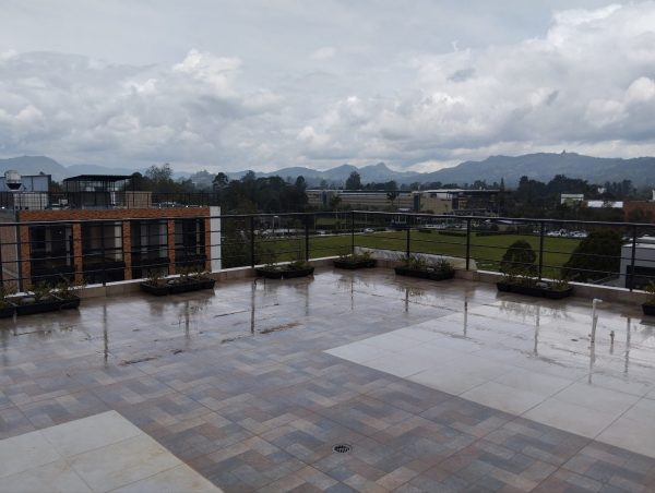 LLANOGRANDE: 2 edificios de aparta-oficinas listos para operar rentas cortas o de larga estadía - Image 14