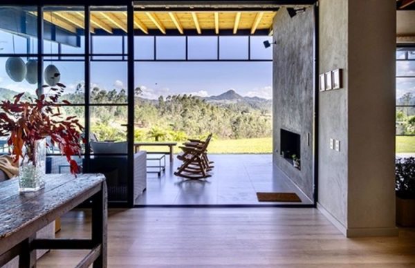 EL RETIRO: hermosa casa con energía solar y salidas para piscina de nado - Image 13