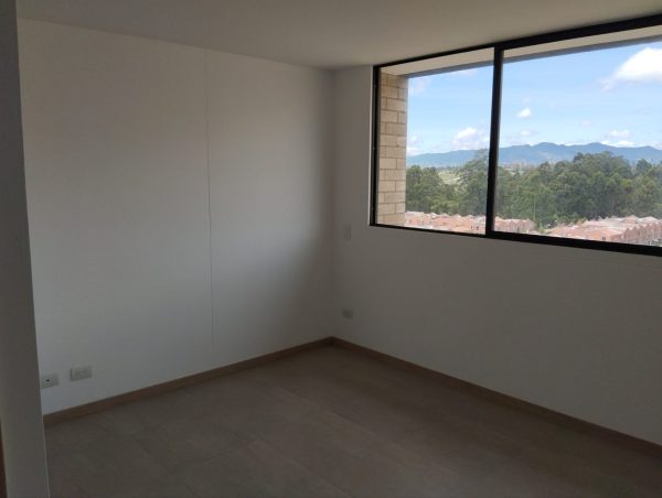 RIONEGRO BARROBLANCO: apartamento duplex con vista panorámica (para renta 4'500) - Image 9