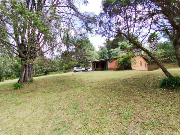 EL RETIRO: hermosa propiedad con vista a la represa. Lote de 20.000 y casa antigua para reformar. Con alto potencial para Subdividir - Image 11