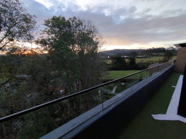 ALTO DE LAS PALMAS: apartamento exclusivo rodeado de verde, con atardeceres impresionantes 🌥️ - Image 25