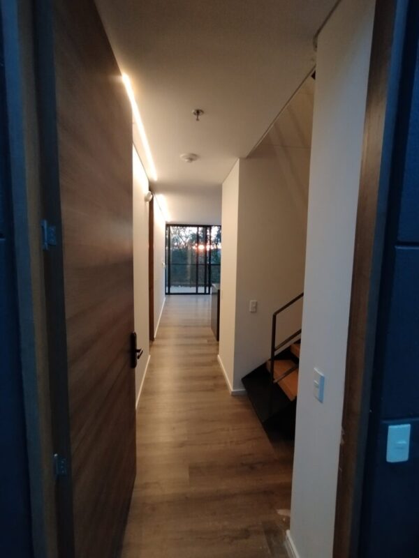 ALTO DE LAS PALMAS: apartamento exclusivo rodeado de verde, con atardeceres impresionantes 🌥️ - Image 4