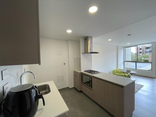 LLANOGRANDE: apartamento en La Milla de Oro, cerca de todo y múltiples servicios InHoUsE - Image 6