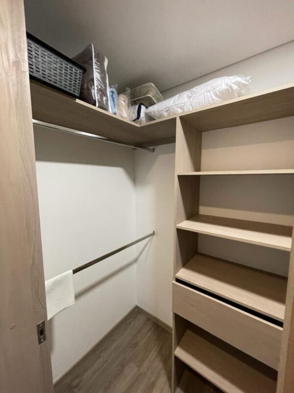 LLANOGRANDE: apartamento en La Milla de Oro, cerca de todo y múltiples servicios InHoUsE - Image 5