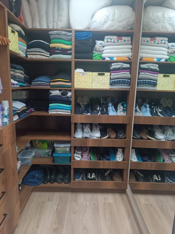 LA CEJA: casa esquinera muy bien terminada en unidad cerrada. Sector Viva La Ceja - Image 8