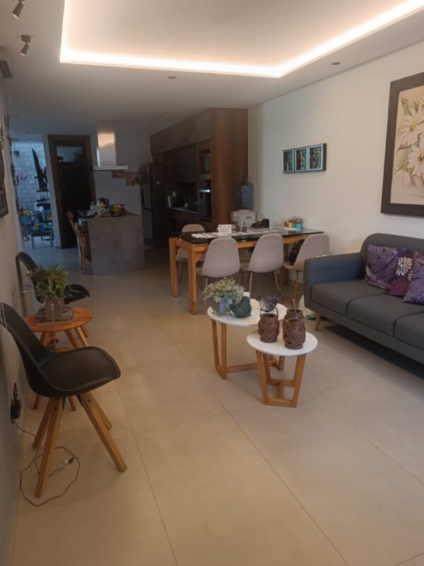 LA CEJA: casa esquinera muy bien terminada en unidad cerrada. Sector Viva La Ceja - Image 3