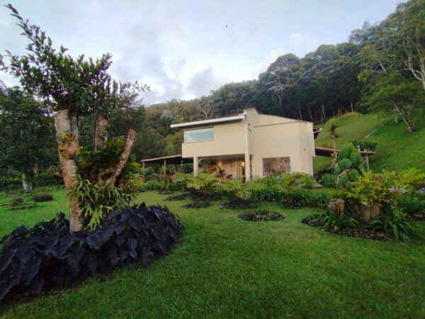 EL RETIRO DON DIEGO: casa campestre de 260 m² construídos y un terreno de 9890 m² rodeados de jardín 🌿 - Image 2