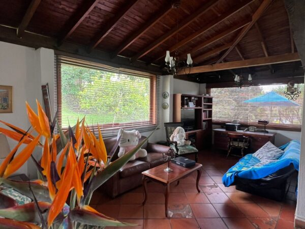 RIONEGRO: casa campestre independiente de 170 m² con un terreno de 3200 m² vía San Antonio La Ceja sector UdeA - Image 3