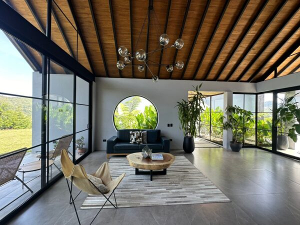 EL RETIRO: Casa de 233 m² en parcelación con diseño Wabi Sabi - Image 19