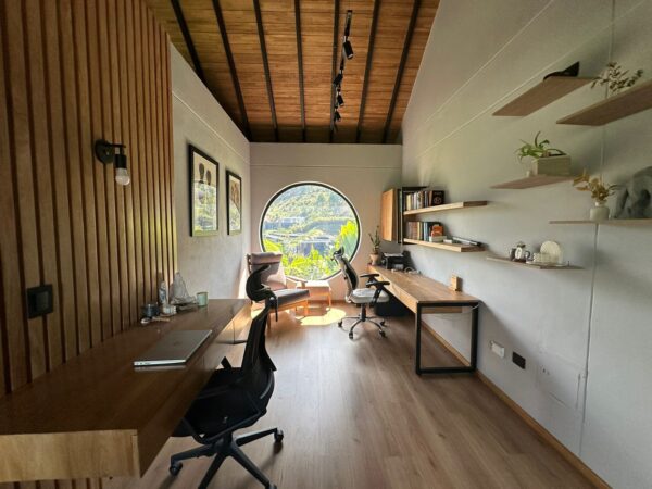 EL RETIRO: Casa de 233 m² en parcelación con diseño Wabi Sabi - Image 10