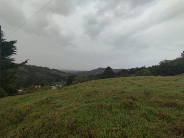 RIONEGRO SAJONIA: lote independiente de 17.950 m² con viabilidad y planos para subdivisión de 3 matrículas. A 10 minutos del Aeropuerto JMC - Image 6