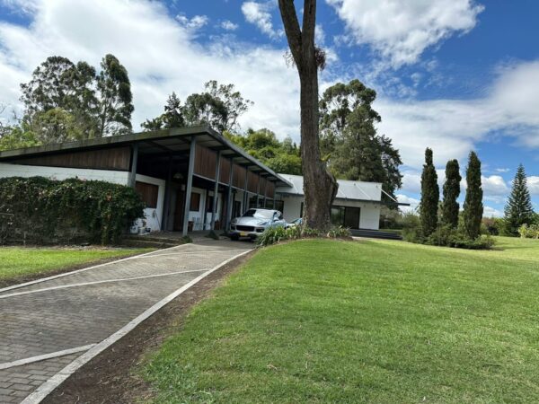 RIONEGRO LLANOGRANDE: lote independiente muy cerca al Club Campestre, con un terreno de 30.000 m² completamente planos - Image 13