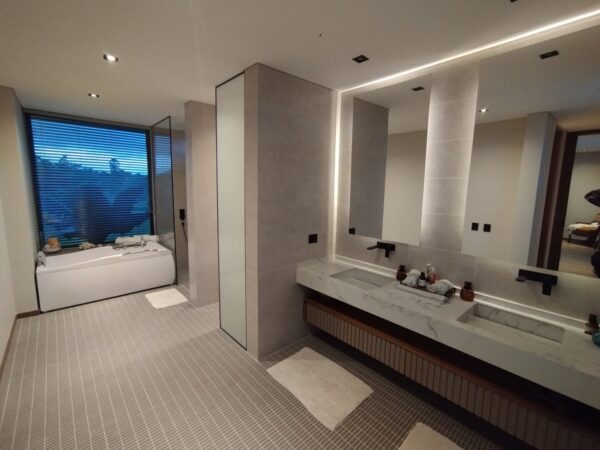 SAN ANTONIO LA CEJA: casa campestre de 400m² con vista 360° en parcelación y un terreno de 3,420m² - Image 17
