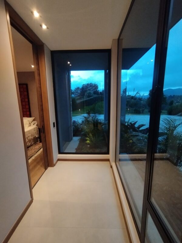 SAN ANTONIO LA CEJA: casa campestre de 400m² con vista 360° en parcelación y un terreno de 3,420m² - Image 20