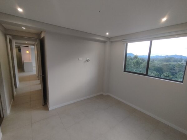 RIONEGRO SAN ANTONIO: apartamento campestre con vista panorámica y piscina de nado cubierta, unidad completa - Image 17