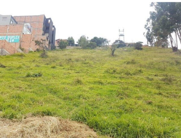 LA CALERA CUNDINAMARCA: lote urbano de 2.320 m² a pocas cuadras del parque principal. - Image 5