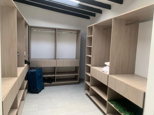 MARINILLA LAS MERCEDES: Finca independiente con casa moderna de 220 m² y un terreno de 3333 m² - Image 18