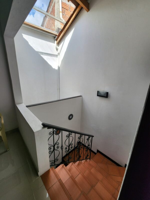 EL RETIRO: casa de unifamiliar de 135m² a 500 mts del Parque - Image 18