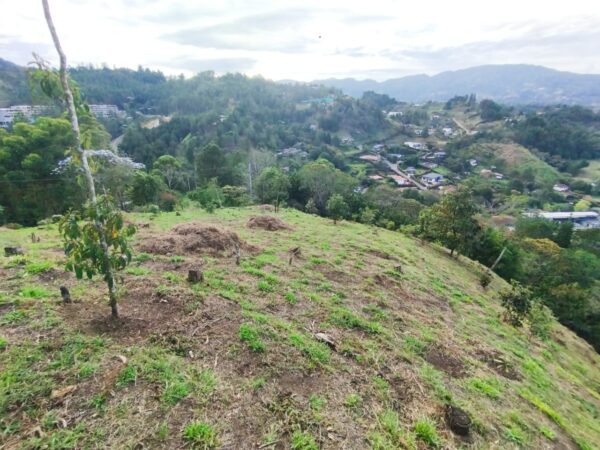 EL RETIRO DON DIEGO: lote de 11.100 m² en parcela privada con vista panorámica hacia La Represa de La Fé. - Image 13