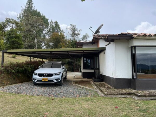 EL RETIRO: finca en parcelación sector La Guija, un lugar cercano para desconectarse a 10 minutos del casco urbano - Image 5