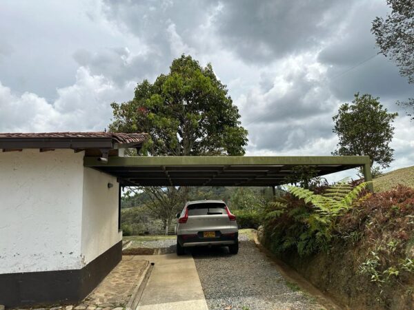EL RETIRO: finca en parcelación sector La Guija, un lugar cercano para desconectarse a 10 minutos del casco urbano - Image 15