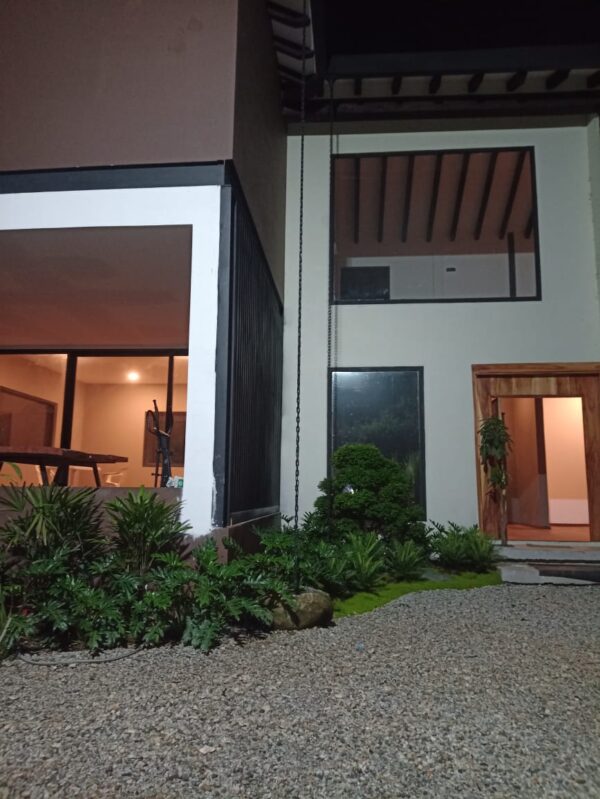 ARRIENDA RIONEGRO: finca independiente a 7 minutos del Aeropuerto JMC - Image 9
